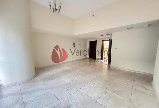 104698304 - Property Image 2