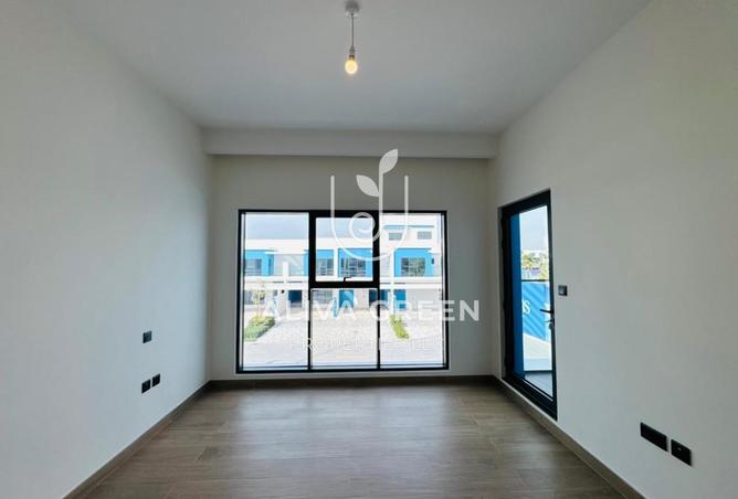 143746360 - Property Image 2