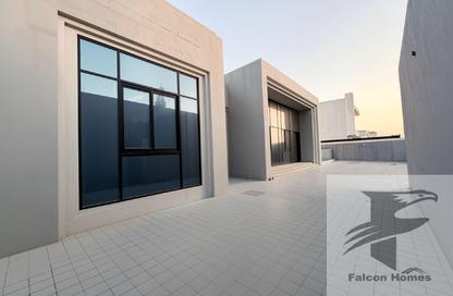 Villa - 5 Bedrooms - 6 Bathrooms for rent in Al Aweer 1 - Al Aweer - Dubai