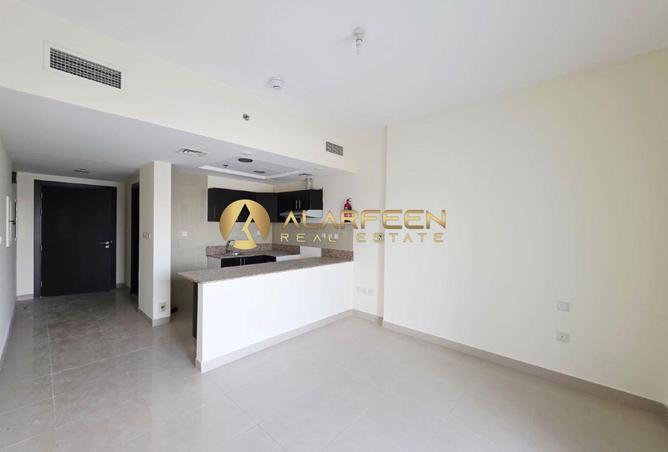 76982019 - Property Image 2