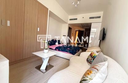 Apartment - Studio - 1 Bathroom for rent in Azizi Riviera 34 - Azizi Riviera - Meydan One - Meydan - Dubai
