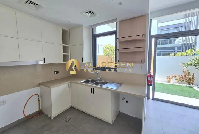 135604670 - Property Image 3