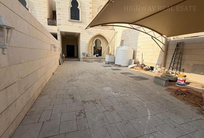 96131858 - Property Image 3