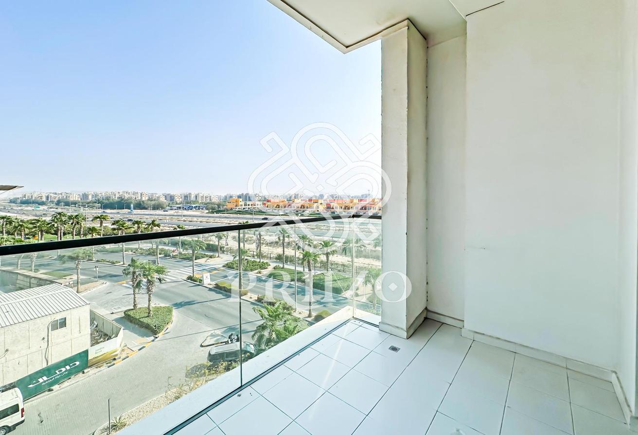 Fully Furnished | Vacant | Negotiable photo 5