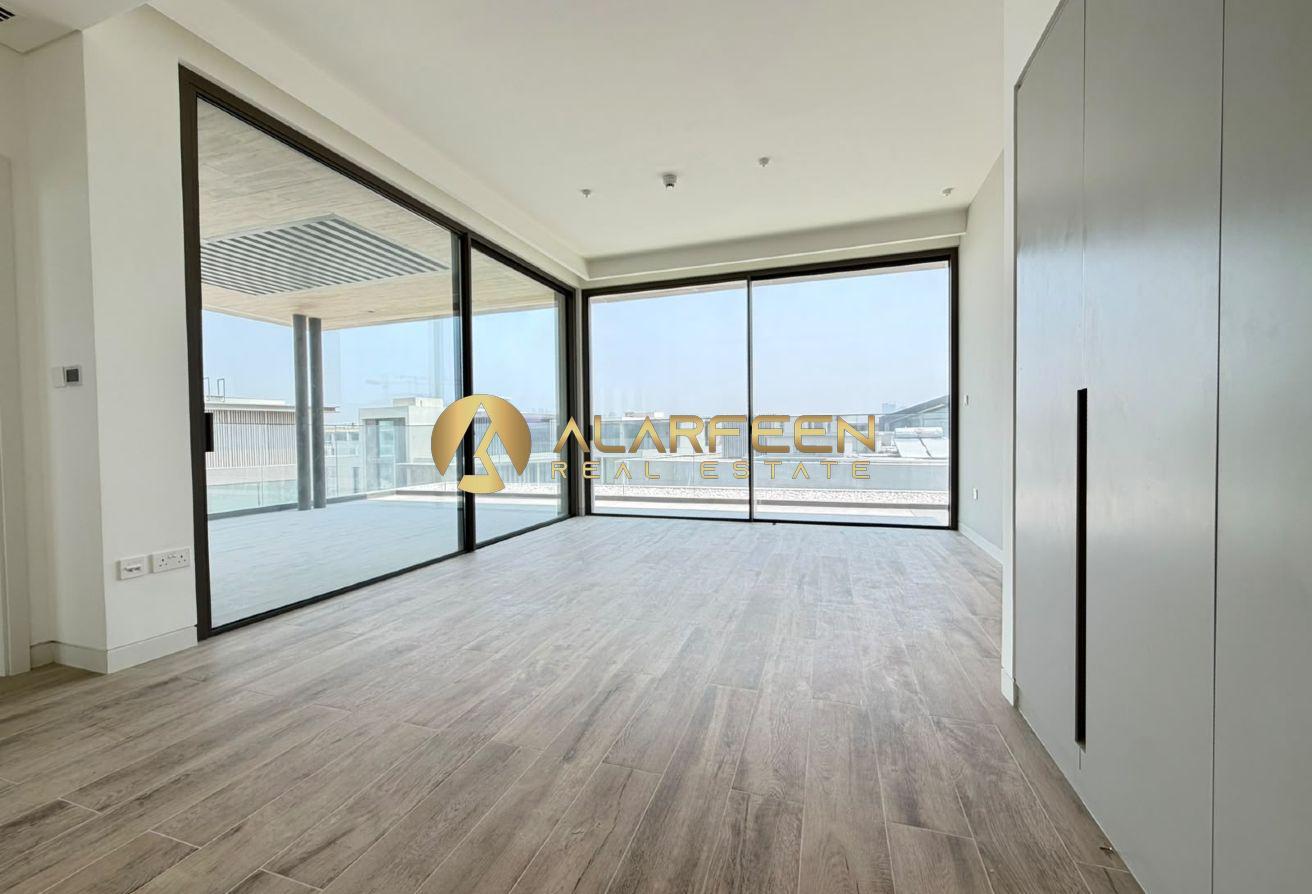 Private Elevator | With Maid | Spacious Villa photo 7