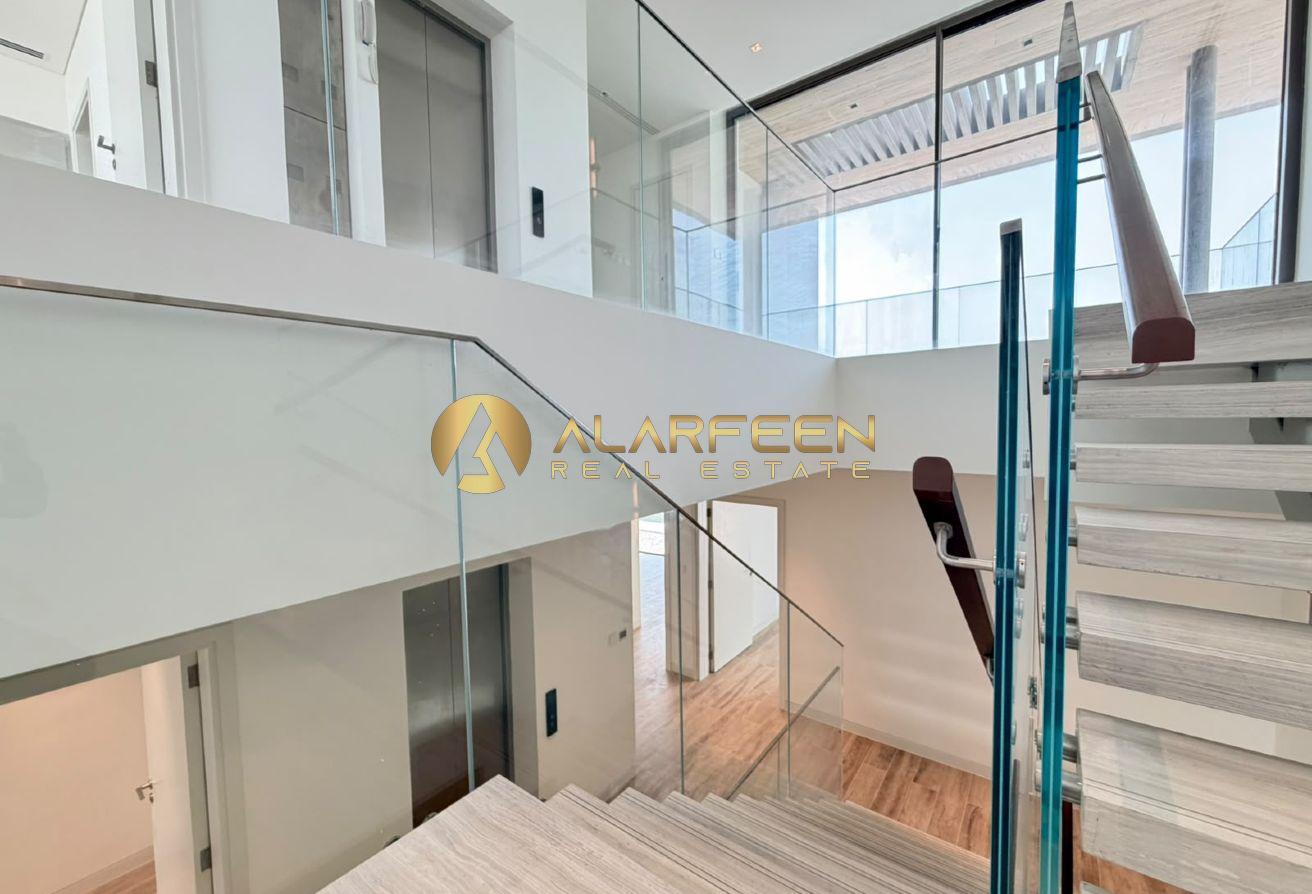 Private Elevator | With Maid | Spacious Villa photo 5