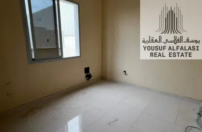 سكن عمال - استوديو - 5 حمامات للايجار في أم الثعوب - أم القيوين