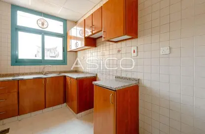 Apartment - 2 Bedrooms - 2 Bathrooms for rent in Sultan Residences - Al Muraqqabat - Deira - Dubai Apartment - 2 Bedrooms - 2 Bathrooms for rent in Sultan Residences - Al Muraqqabat - Deira - Dubai