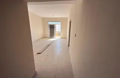 Apartment - 1 Bedroom - 2 Bathrooms for rent in Al Jurf 3 - Al Jurf - Ajman Downtown - Ajman