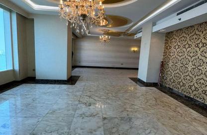 Apartment - 4 Bedrooms - 5 Bathrooms for sale in Blue Tower - Al Majaz 3 - Al Majaz - Sharjah