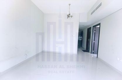 Apartment - 1 - 1 for rent in Muwailih Building - Muwaileh - Sharjah