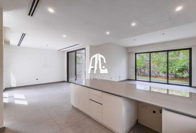 118143939 - Property Image 2
