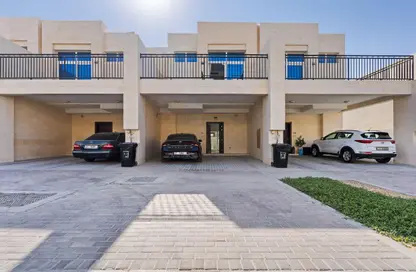 Apartment - 3 Bedrooms - 3 Bathrooms for rent in Victoria 1 - Victoria - Damac Hills 2 - Dubai