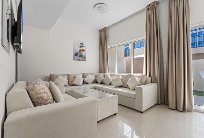 74231340 - Property Image 3