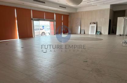 Shop - Studio for rent in Al Khabaisi - Deira - Dubai