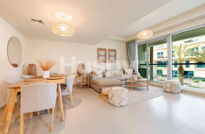 Apartment - 2 Bedrooms - 3 Bathrooms for rent in Pacific Fiji - Pacific - Al Marjan Island - Ras Al Khaimah