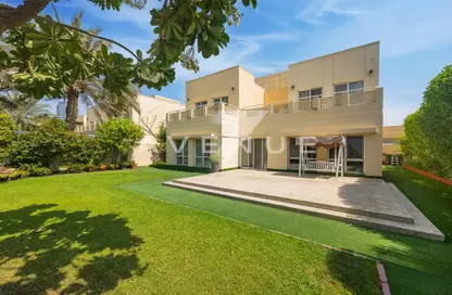 Villa - 4 Bedrooms - 5 Bathrooms for sale in Meadows 2 - Meadows - Dubai