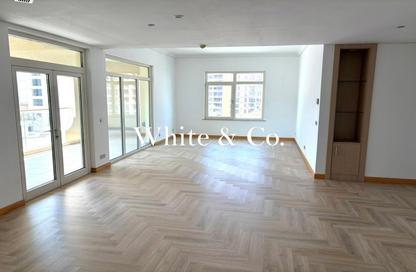 Apartment - 5 Bedrooms - 4 Bathrooms for rent in Al Das - Shoreline Apartments - Palm Jumeirah - Dubai