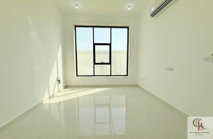 Apartment - Studio - 1 Bathroom for rent in Bloom Living - Zayed City (Khalifa City C) - Khalifa City - Abu Dhabi