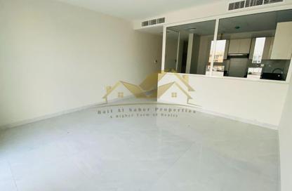 Apartment - Studio - 1 Bathroom for rent in Hor Al Anz Street - Hor Al Anz - Deira - Dubai