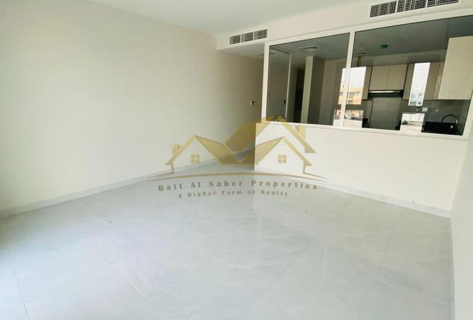 90940443 - Property Image 3