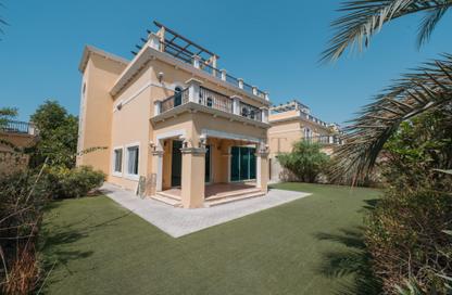 Villa - 4 - 5 for rent in Legacy Nova Villas - District 9 - Jumeirah Park - Dubai Villa - 4 - 5 for rent in Legacy Nova Villas - District 9 - Jumeirah Park - Dubai