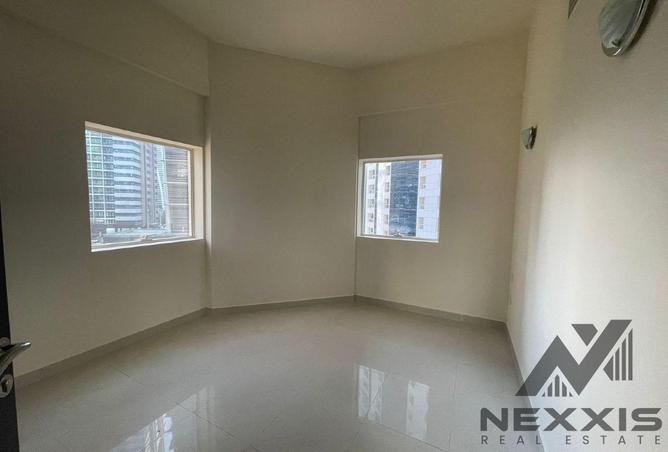 71123478 - Property Main Image