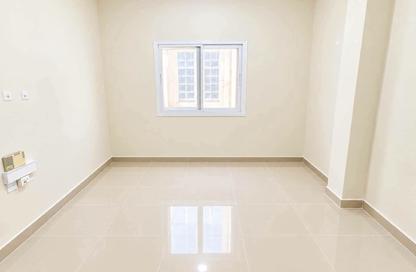 Apartment - Studio - 1 for rent in Fire Station Road - Muwaileh - Sharjah Apartment - Studio - 1 for rent in Fire Station Road - Muwaileh - Sharjah