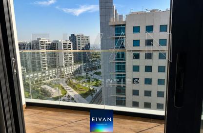 Apartment - Studio - 1 Bathroom for rent in SOL Bay - Business Bay - Dubai