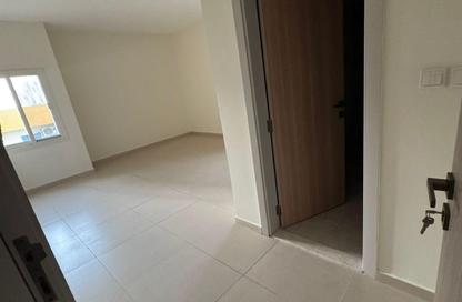Apartment - 2 Bedrooms - 3 Bathrooms for rent in Al Majaz Pearl - Al Majaz 2 - Al Majaz - Sharjah