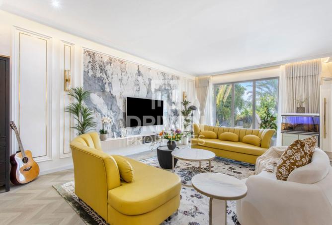 73848934 - Property Image 2