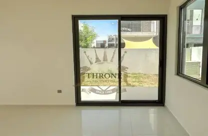 تاون هاوس - 3 غرف نوم - 3 حمامات للايجار في كورسيتيا - داماك هيلز 2 - دبي