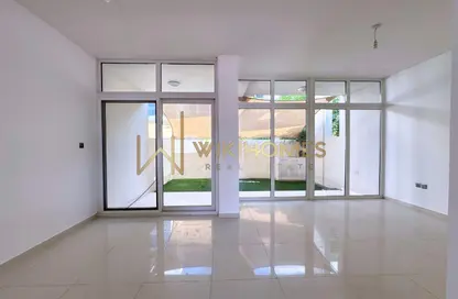 تاون هاوس - 3 غرف نوم - 3 حمامات للايجار في فلل اكنان - فاردون - داماك هيلز 2 - دبي