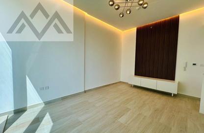 Apartment - 1 Bedroom - 2 Bathrooms for rent in The East Crest by Meteora - District 17 - Jumeirah Village Circle - Dubai