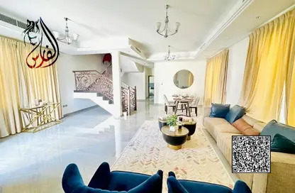 فيلا - 4 غرف نوم - 6 حمامات للبيع في الحليو 1 - الحليو - عجمان