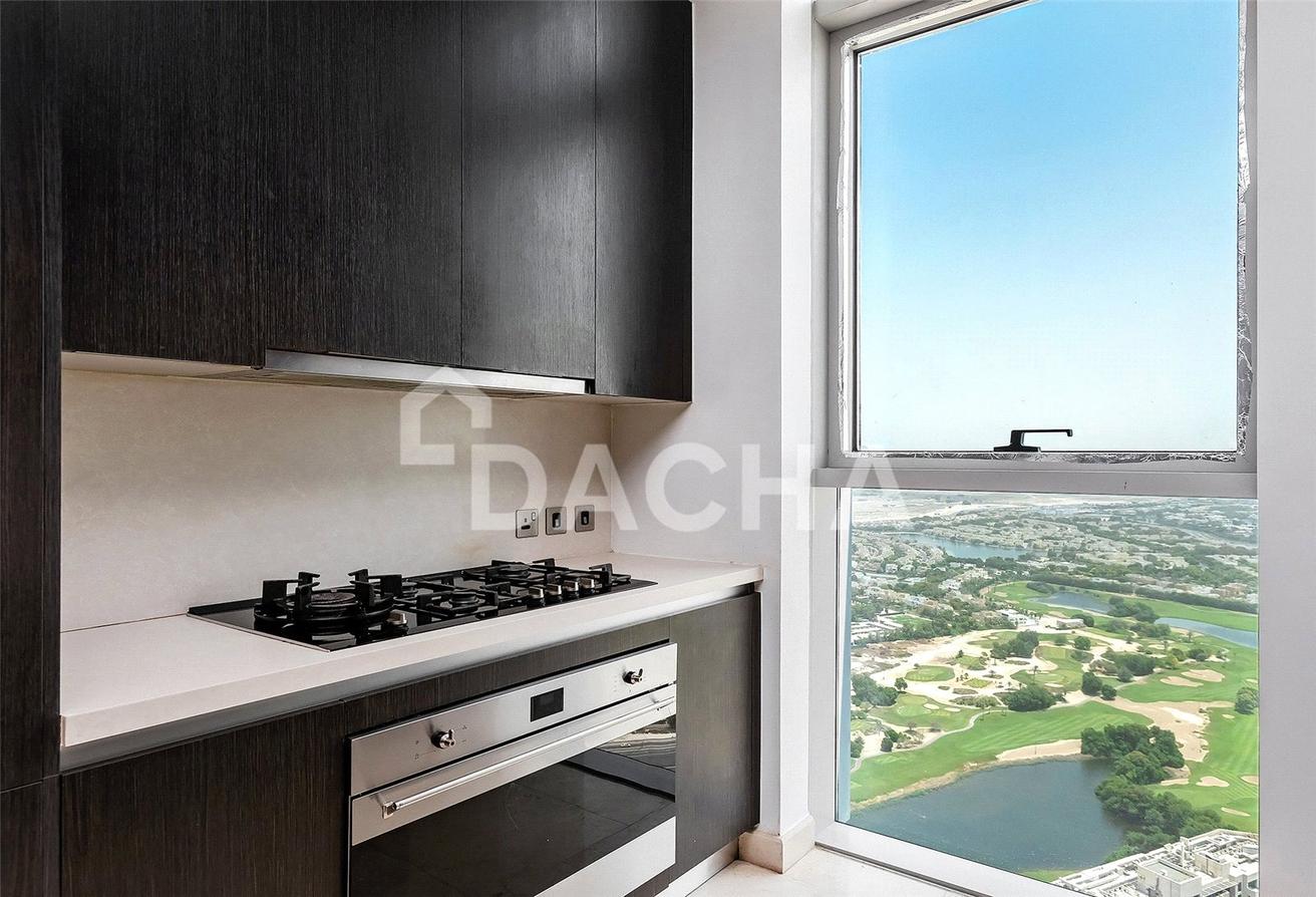 PENTHOUSE | Signature Layout | Golf Course photo 18