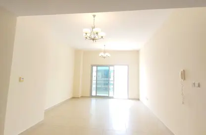 شقة - غرفة نوم - 2 حمامات للايجار في مبنى الورقاء الجديد - الورقاء 1 - الورقاء - دبي