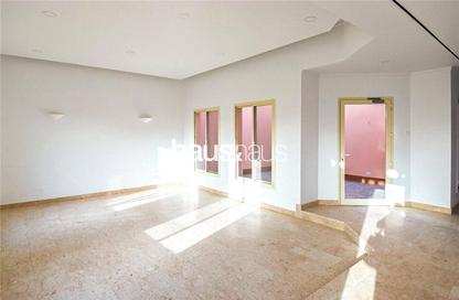 Villa - 3 Bedrooms - 4 Bathrooms for rent in Umm Suqeim 3 Villas - Umm Suqeim 3 - Umm Suqeim - Dubai Villa - 3 Bedrooms - 4 Bathrooms for rent in Umm Suqeim 3 Villas - Umm Suqeim 3 - Umm Suqeim - Dubai