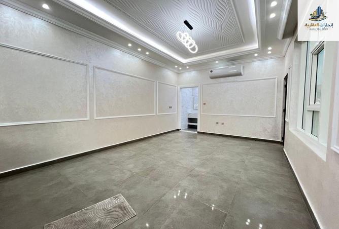 67071902 - Property Image 3