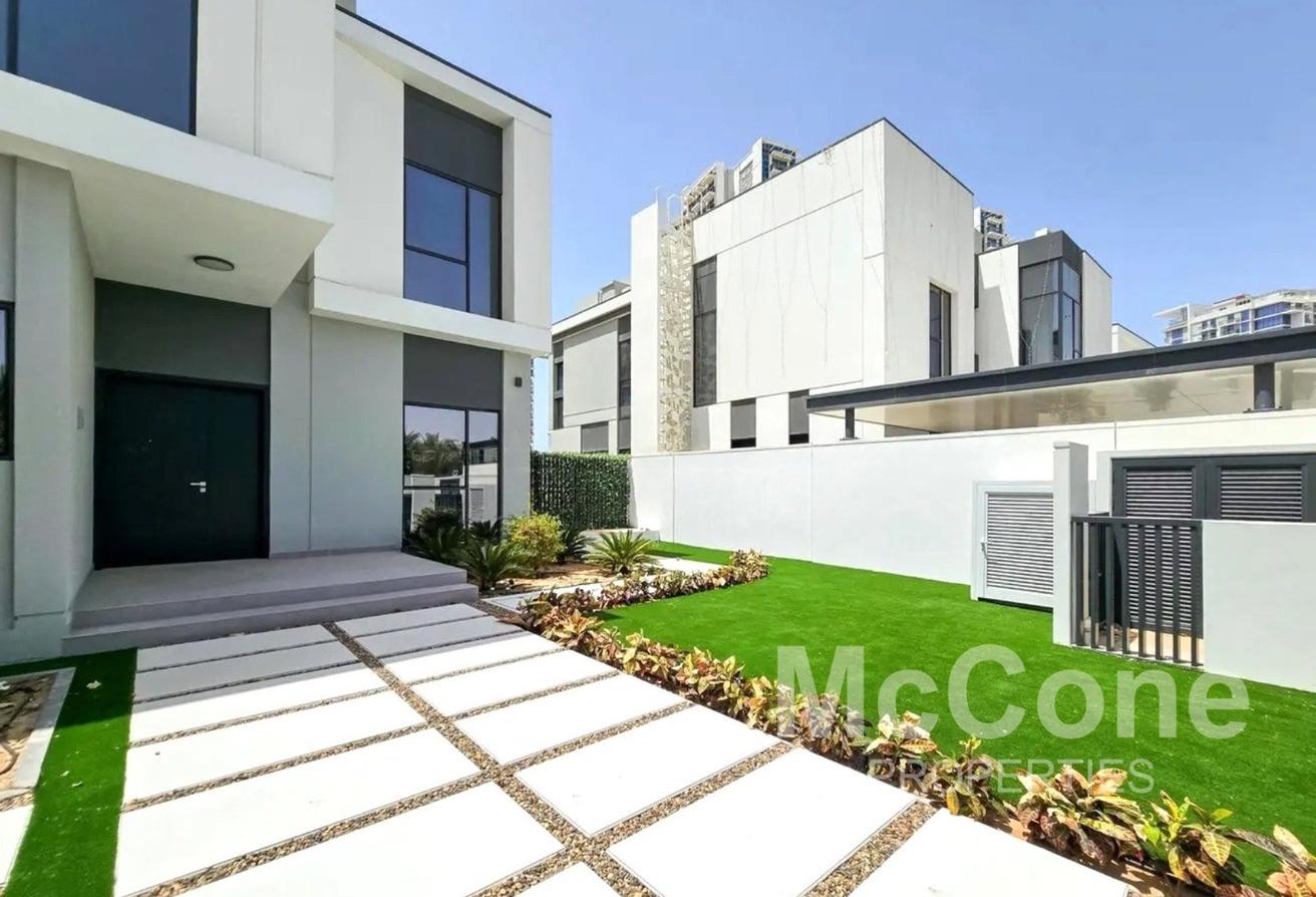 Vastu | Single Row | Vacant | Type B photo 11