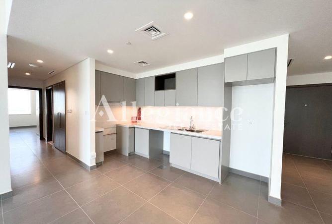 Prime Creek Living | Elegant 2BR l Chiller Free photo 3