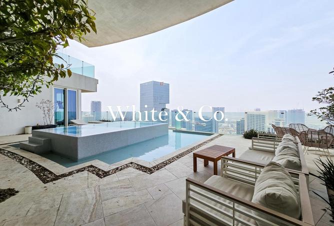 91810090 - Property Image 2