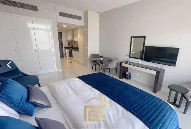 166077993 - Property Image 2