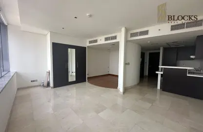 Apartment - Studio - 1 Bathroom for sale in Sky Gardens - DIFC - Dubai