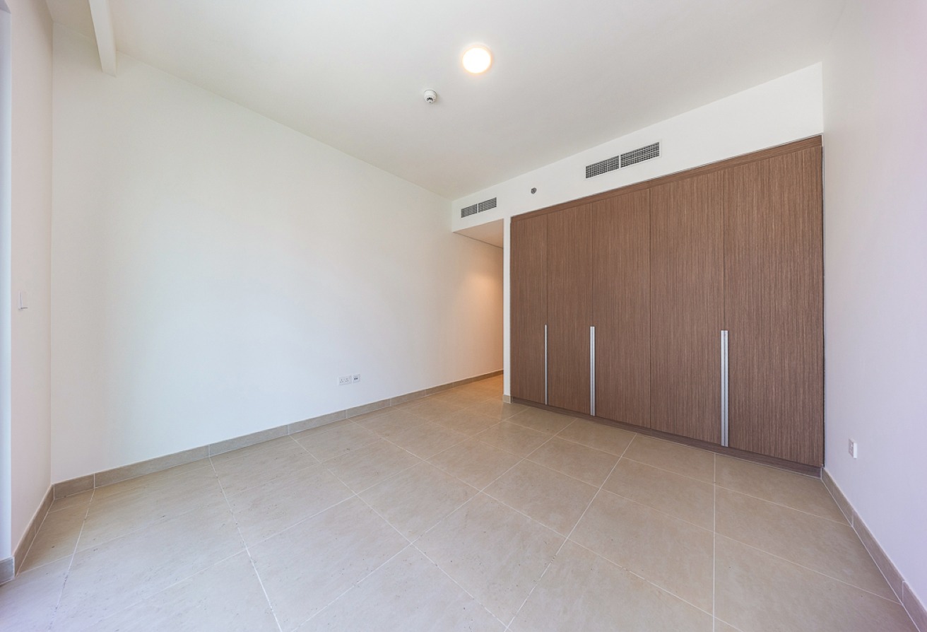 2 bedroom apartment in Seagate Building 1, Mina Rashid: 10