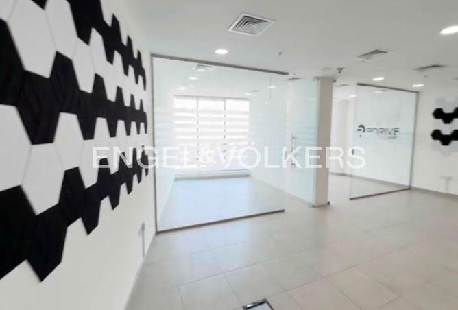 2Oluor8zLg9 - Property Image 3