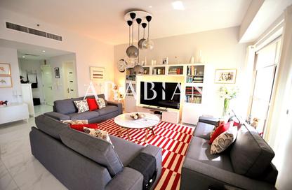 Apartment - 2 Bedrooms - 3 Bathrooms for rent in Rimal 1 - Rimal - Jumeirah Beach Residence - Dubai
