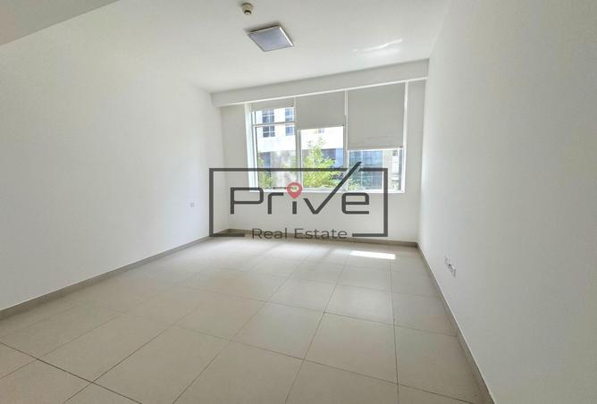 100415736 - Property Image 3