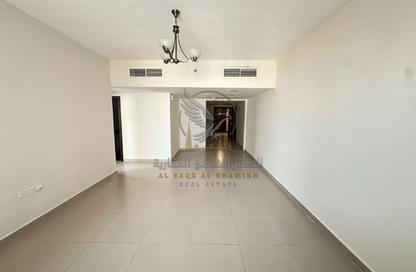 Apartment - 1 - 2 for rent in Al Majaz 1 - Al Majaz - Sharjah