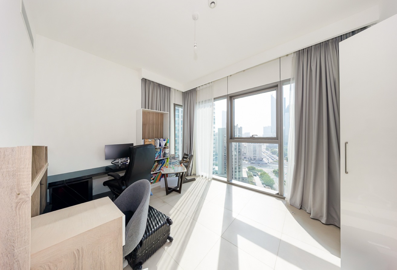 3 bedroom apartment in Downtown Views II Tower 2, Zabeel: 13